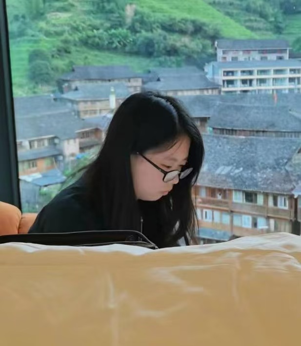 Yuewen Gao (高悦雯)